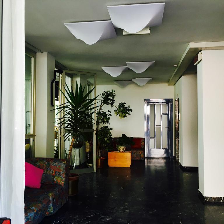 Hotel Rondinella Cesenatico Esterno foto